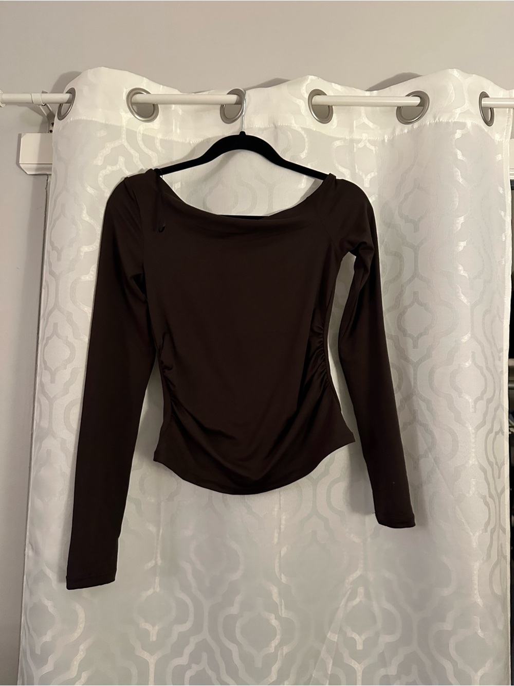 H&M Brown Long Sleeve Scoop Neck Top